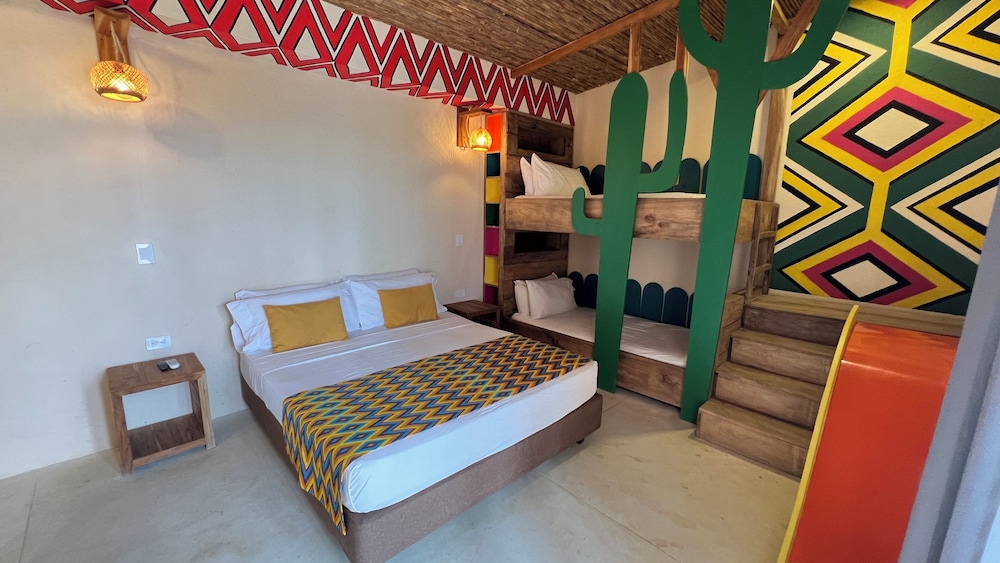 Superior Quadruple Room - Photo 3