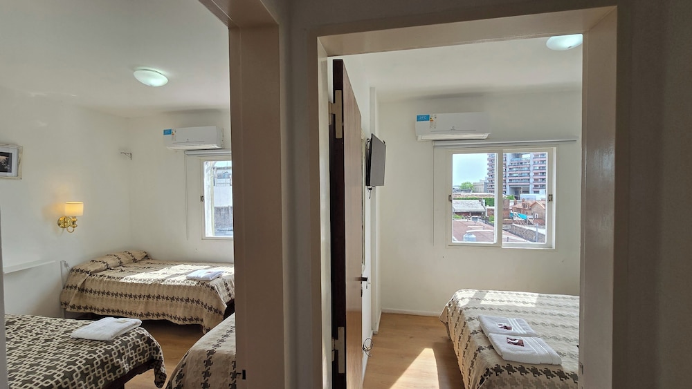 Classic Apartment, 2 Bedrooms, City View