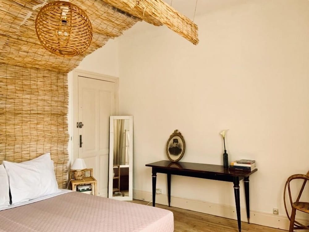 Deluxe Suite, City View (Jersey)