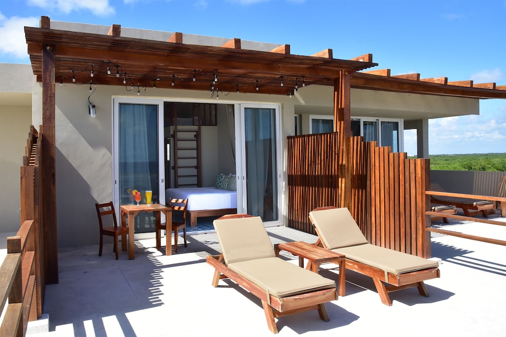 Sky Suite - Photo 5