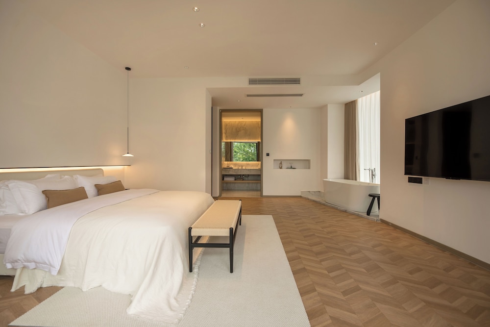 Classic Double Room, Park View photo 3