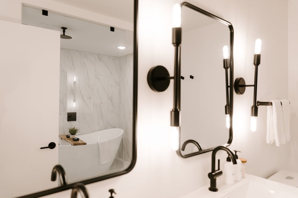 Cypress Suites Single King photo 3