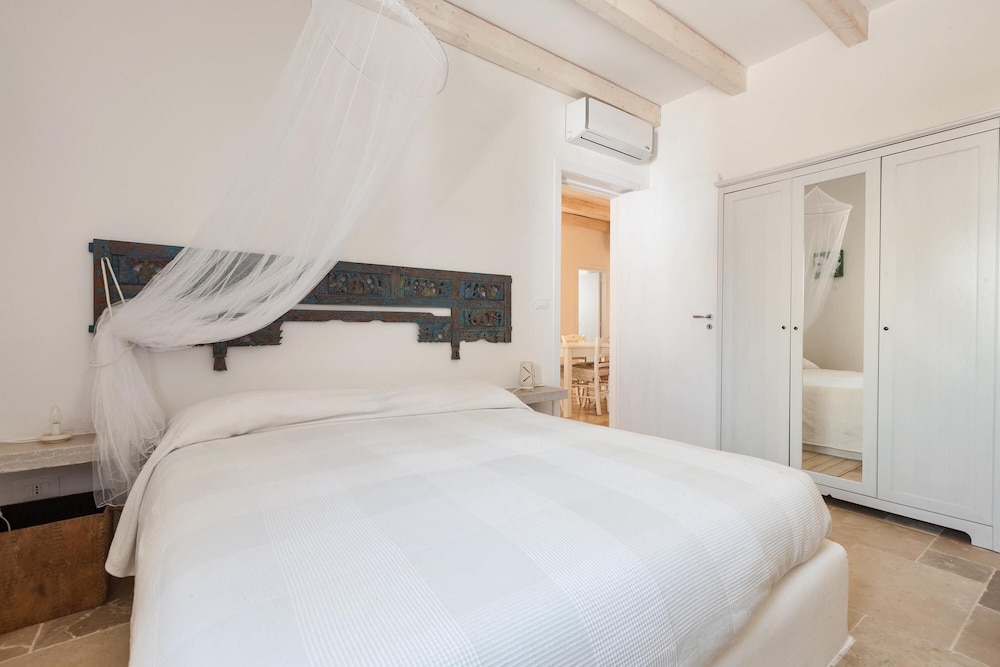 Villa, 6 Bedrooms photo 1