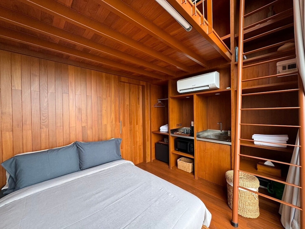 Comfort Cabin, Non Smoking, Mountain View photo 1