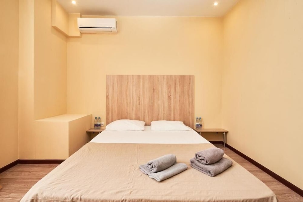Double Room, 1 King Bed photo 3