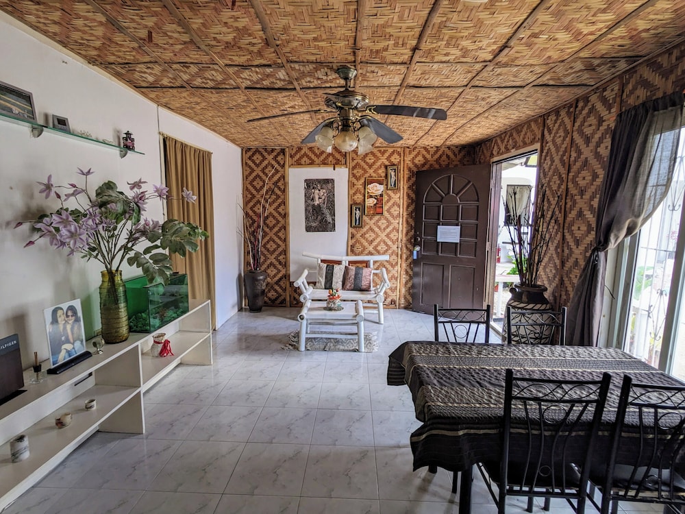 Bungalow with Fan photo 3