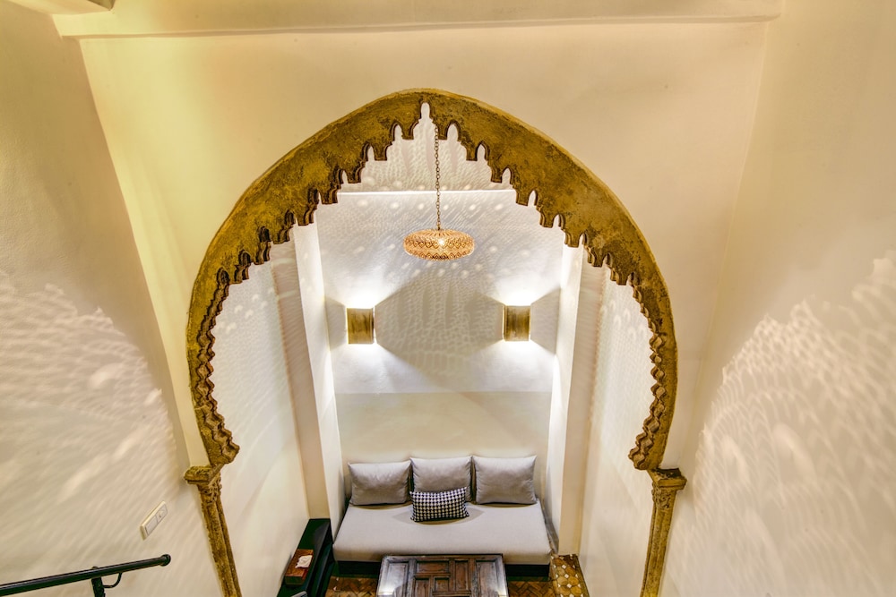 Suite, Shared Bathroom, Mezzanine