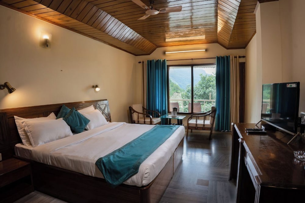 Deluxe Room - Photo 1