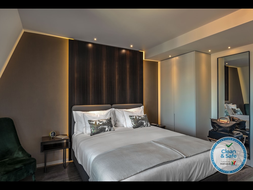 Premium Double Room, City View