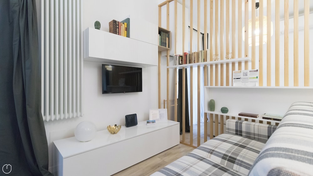 Apartment (1 Bedroom)