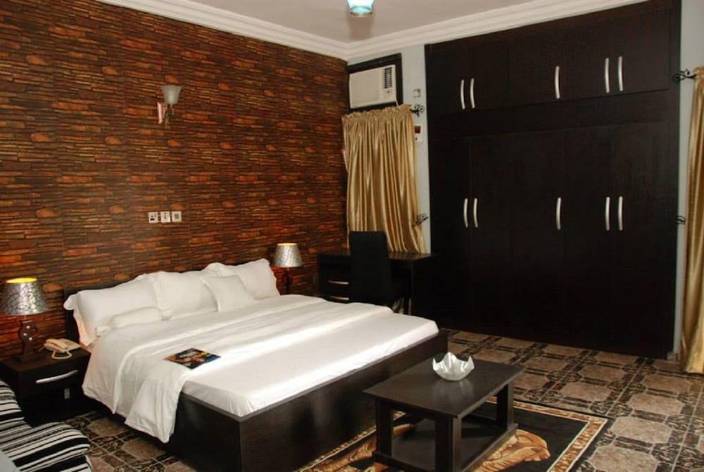Premier Suite