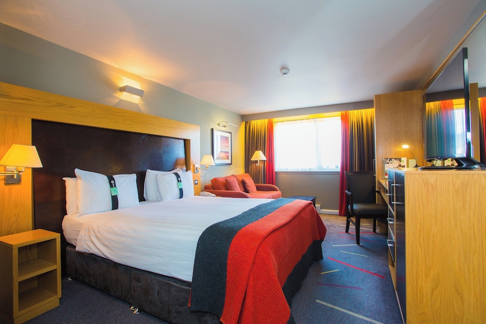 Standard Room, 1 Queen Bed with Sofa bed - Photo 1