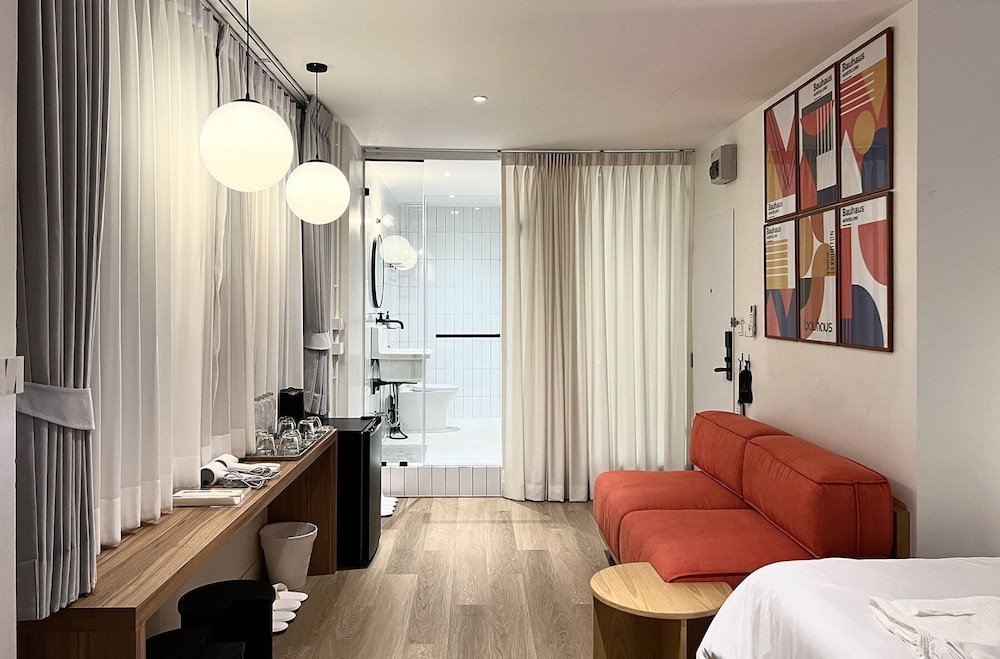 Deluxe Triple Room photo 3