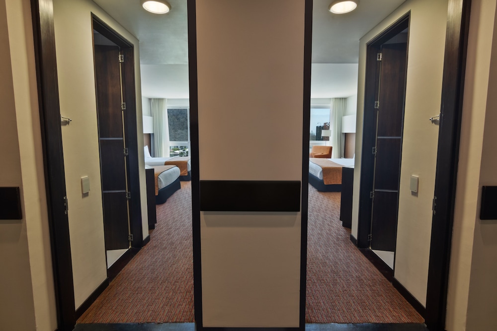 Standard Room - Photo 8