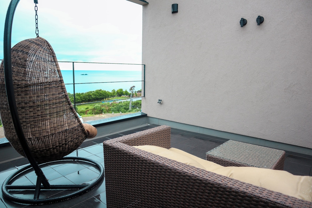 Villa, 2 Bedrooms, Non Smoking, Ocean View photo 3