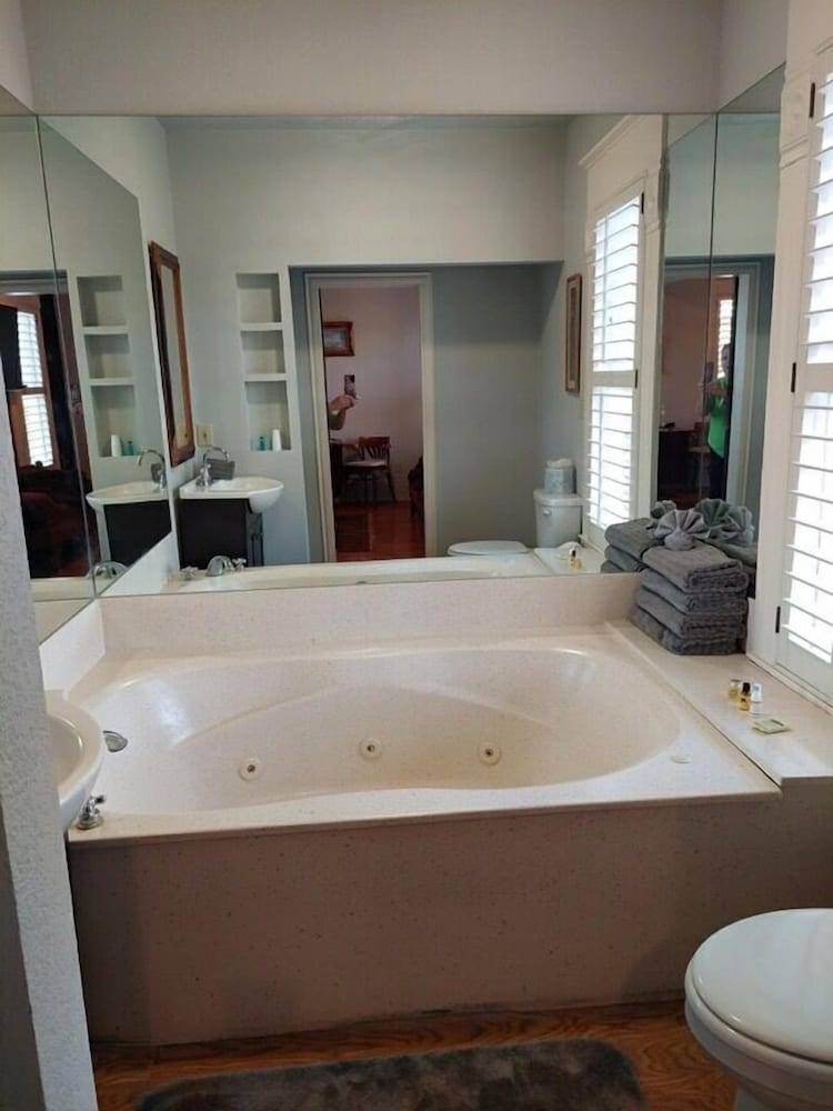 Room 9 photo 2