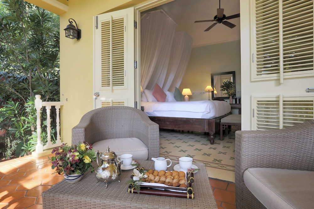 Classic Villa, Garden Area - Photo 3