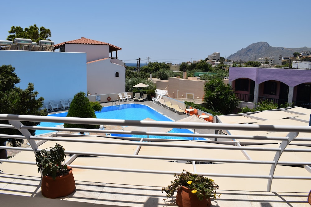 Suite Junior, vue piscine