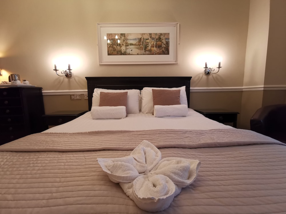 Basic Double Room, 1 Queen Bed - Photo 4