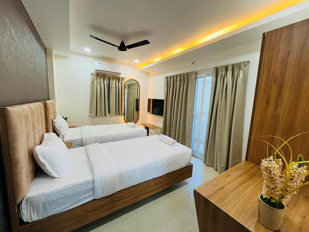 Basic Twin Room - Photo 3