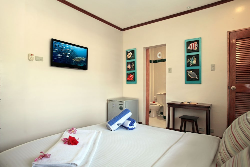 Deluxe Room, Poolside photo 2