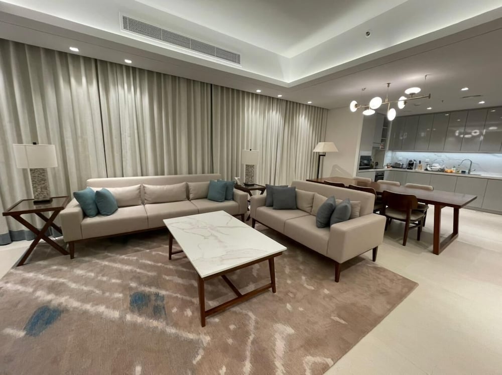 Luxury Apartment, 2 Bedrooms, Sea View photo 1