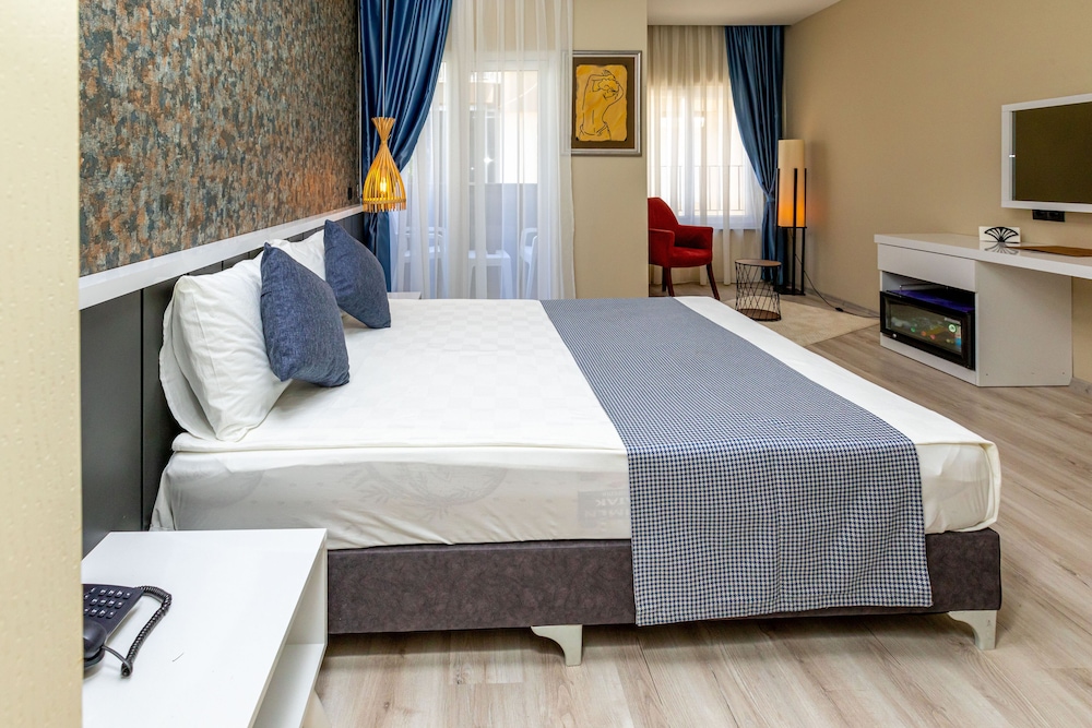 Superior Double Room photo 2