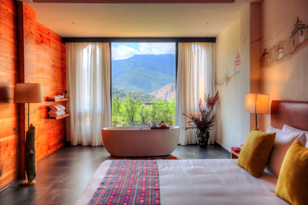 Suite, 1 King Bed photo 1