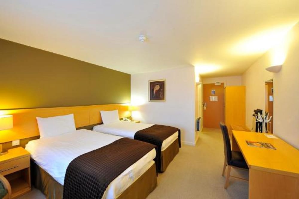 Superior Room, 2 Twin Beds, Non Smoking - Photo 4