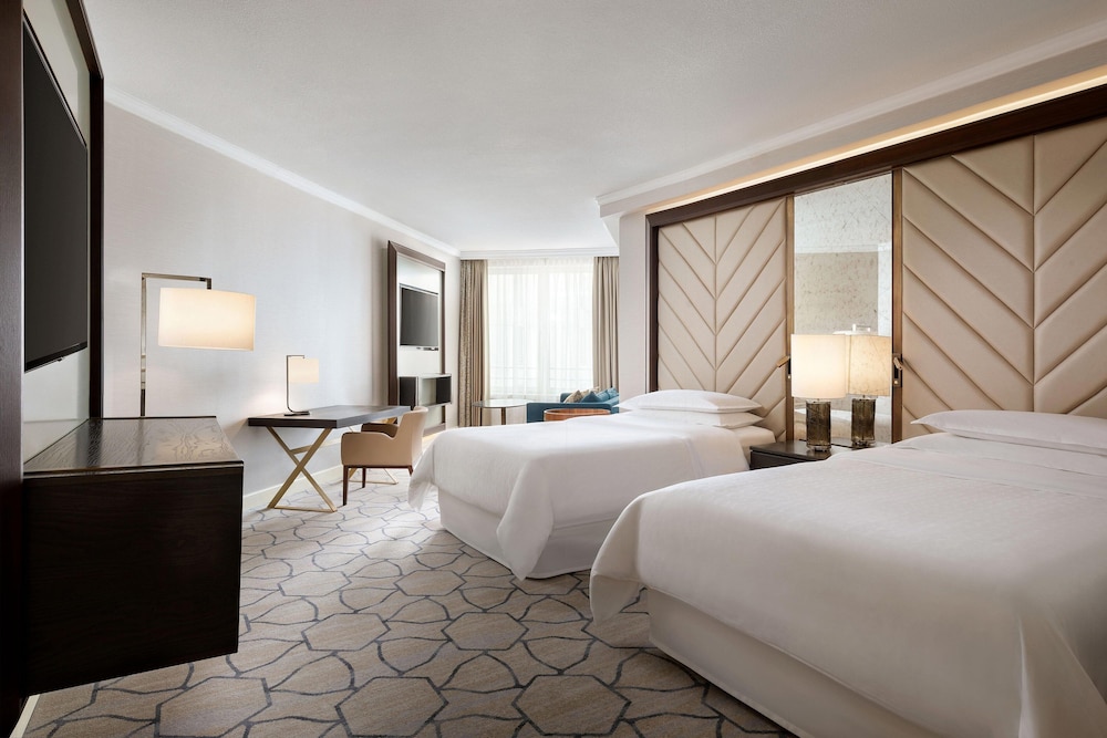Junior Suite, 1 Bedroom - Photo 1