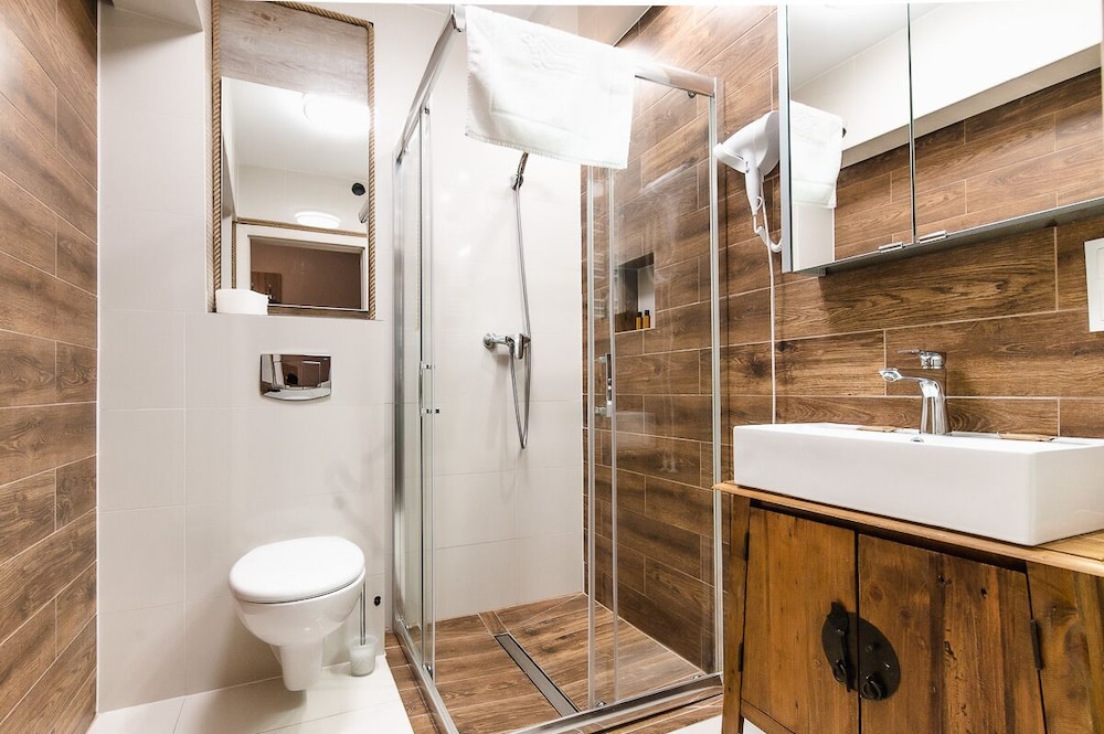 Superior Double or Twin Room - Photo 7