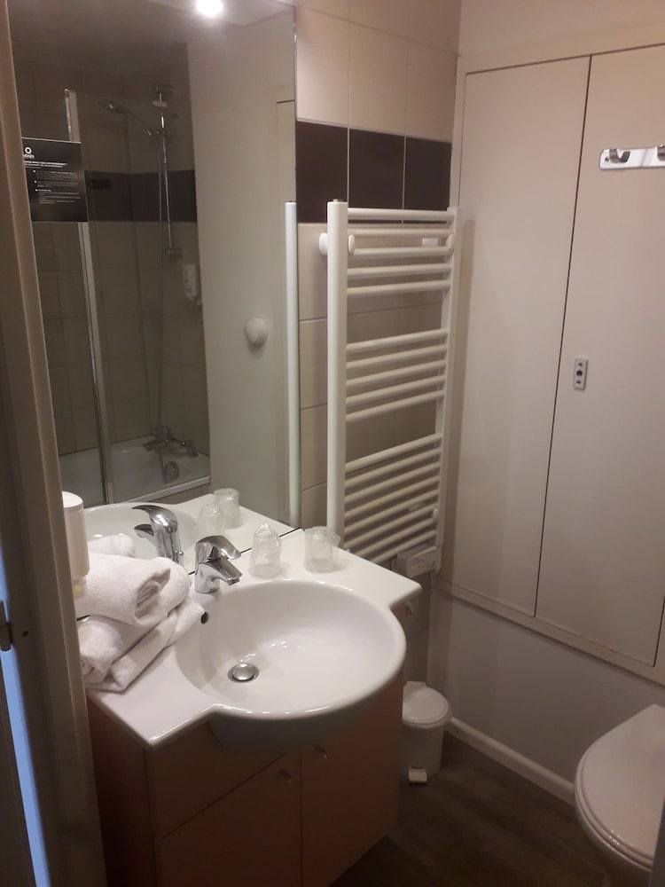 Studio, 1 Double Bed (Large) - Photo 13