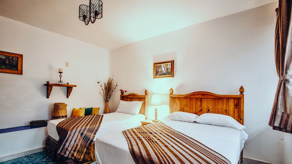 Traditional Double Room, Multiple Beds, Park View photo 1