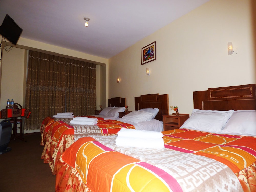 Standard Triple Room, 3 Twin Beds photo 2