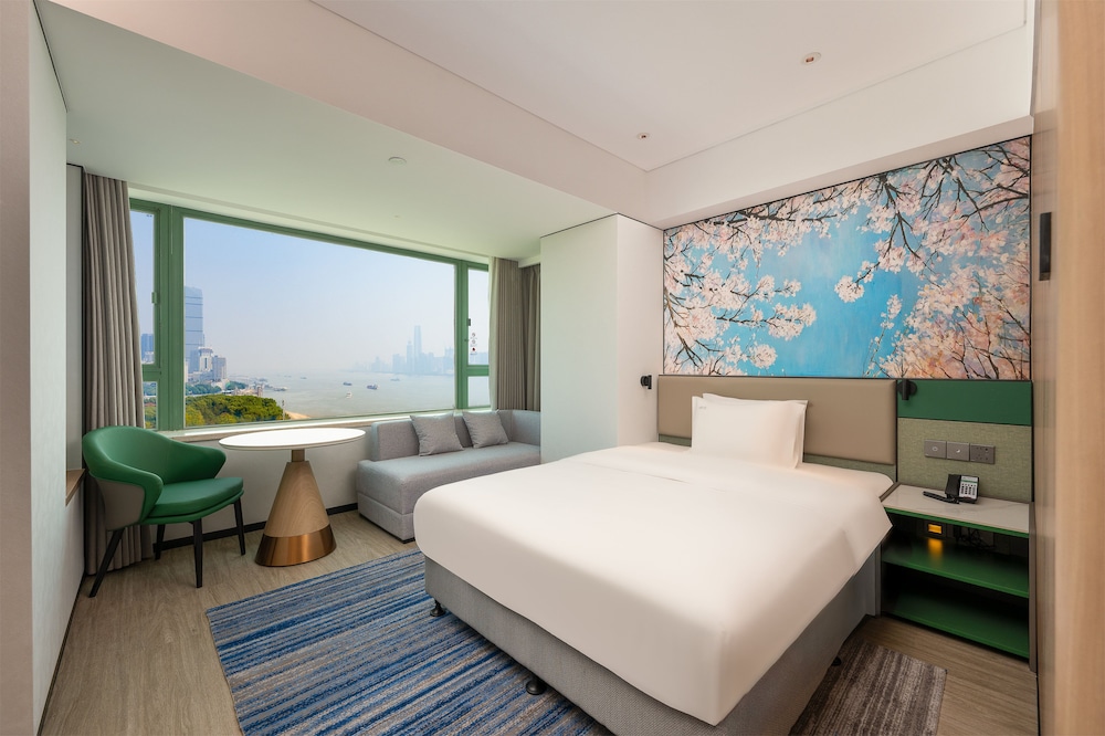 Premium Room, 1 Queen Bed, River View (High Floor) - Photo 1