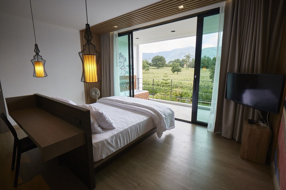 Villa 2 photo 2