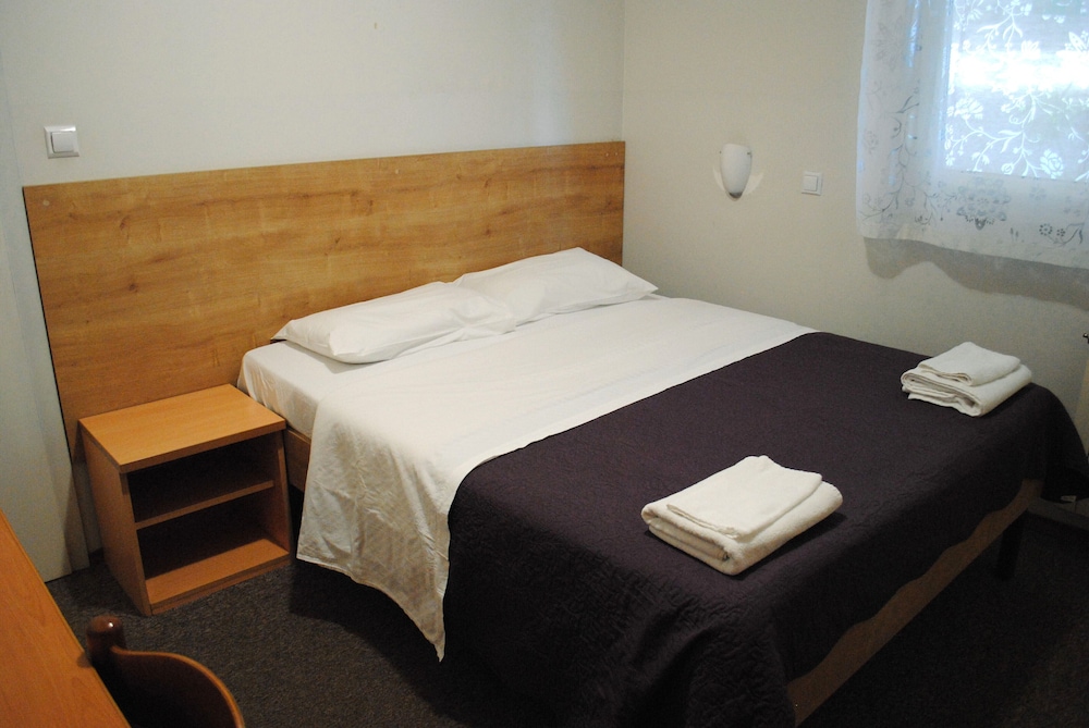 Basic Double or Twin Room