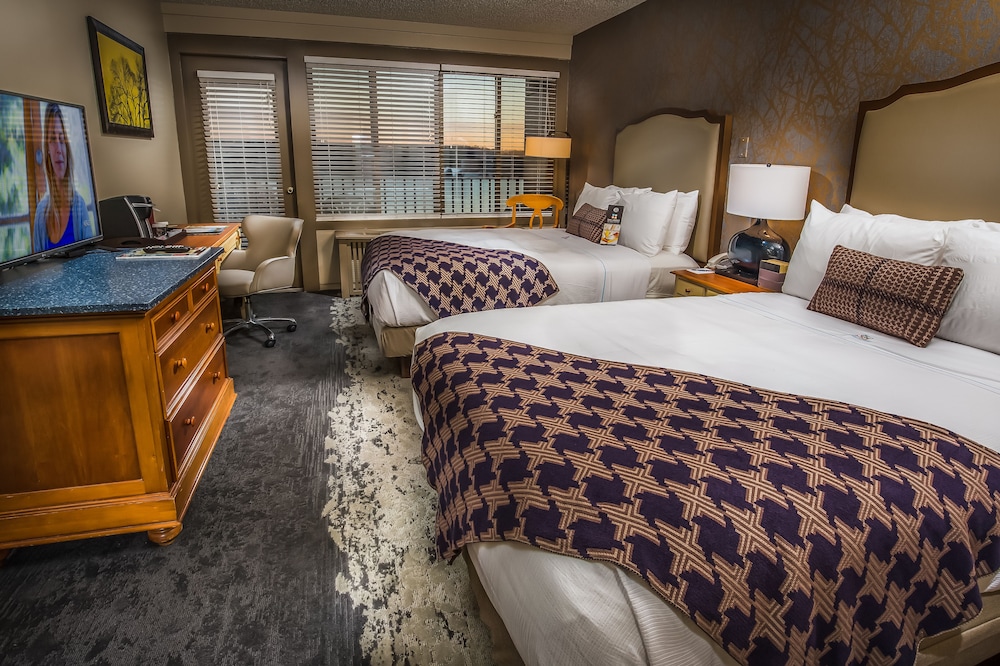 Standard Room, 2 Double Beds photo 2