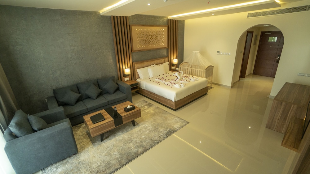 Deluxe Room - Photo 3