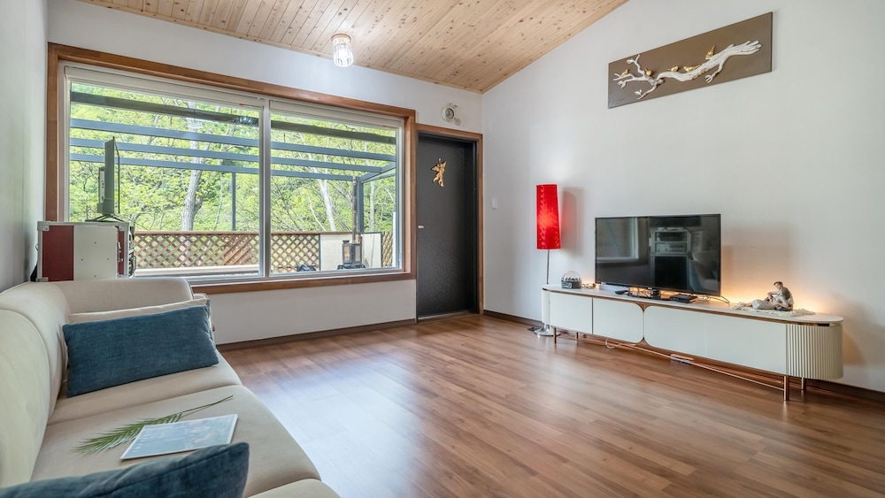 Basic Room, 1 Bedroom (Painbyu(Dokchae) D)