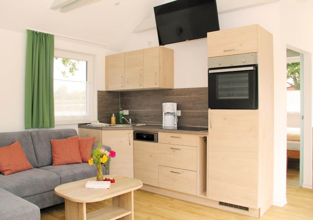 House (#12) - Photo 3