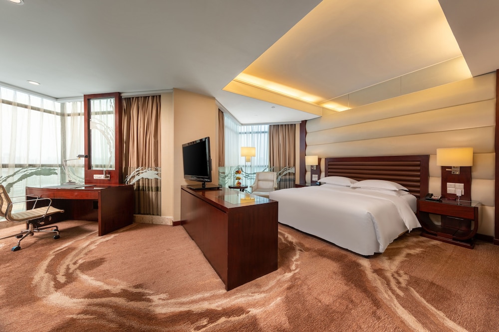 Suite, 1 King Bed, Club Lounge Access (Club Floor) - Photo 3