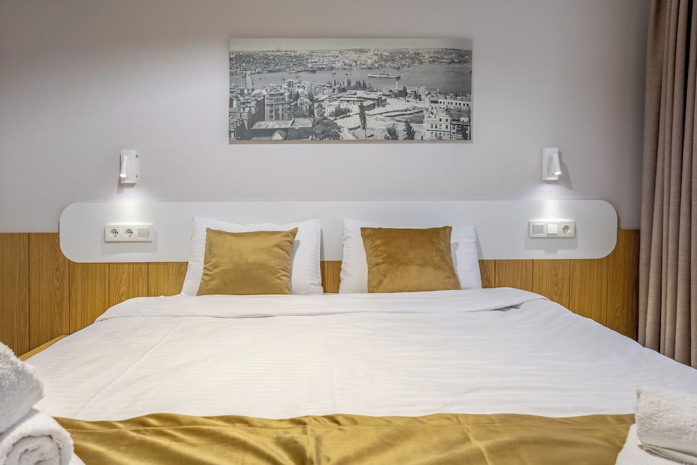 Economy Apartment, 1 Queen Bed with Sofa bed, Garden View, 1 bedroom, 1 living room photo 3