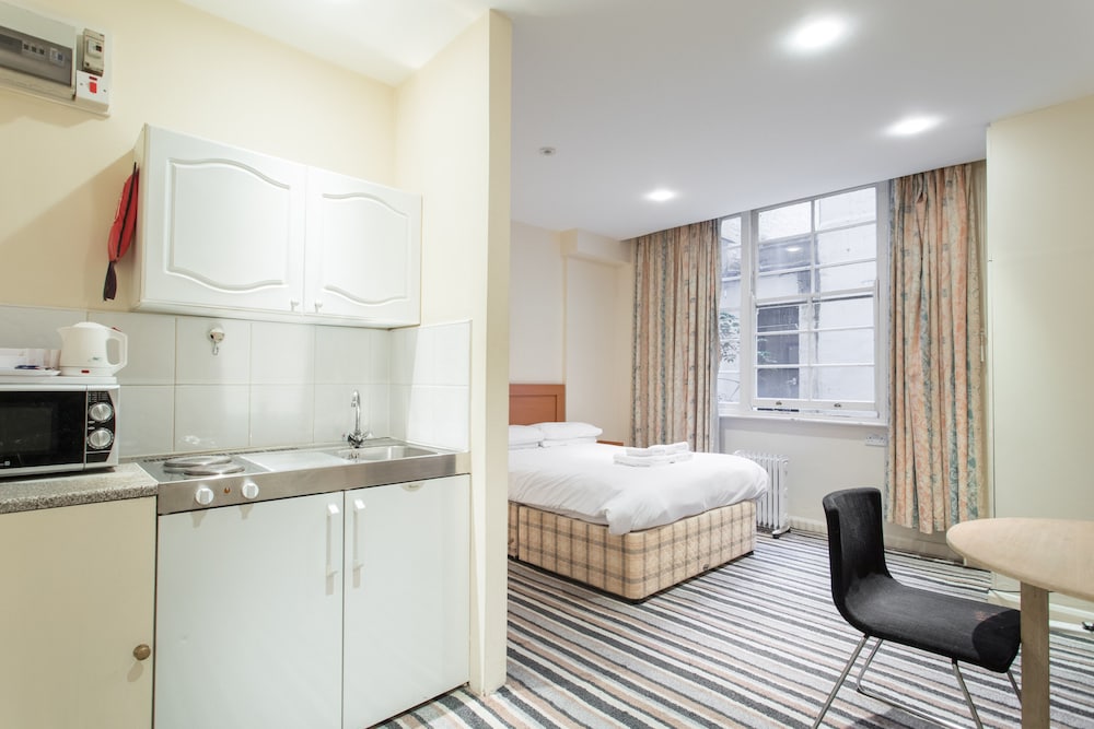 Studio, Ensuite (Double Lower Floor) photo 2