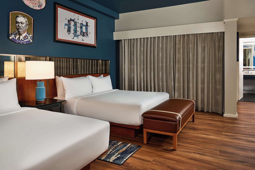Room, 2 Queen Beds, Accessible (Hearing)