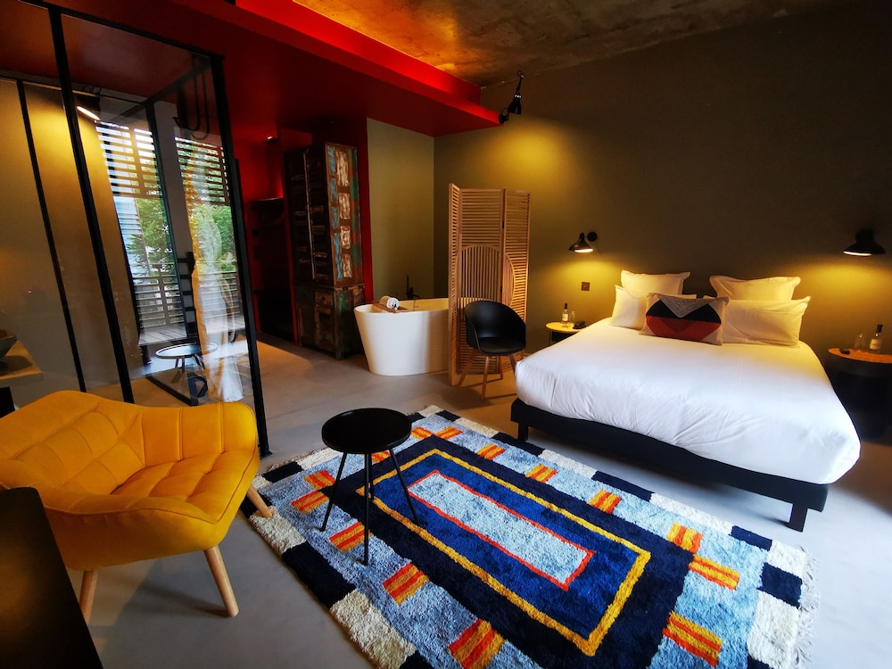 Deluxe Double Room - Photo 5