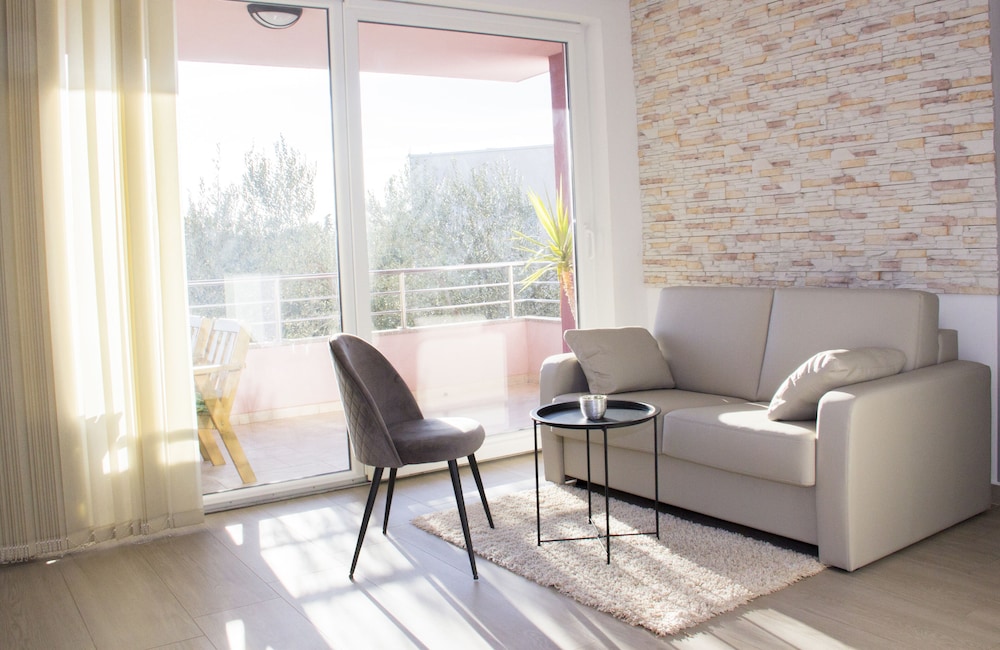 Apartment, 2 Bedrooms, Balcony, Sea View