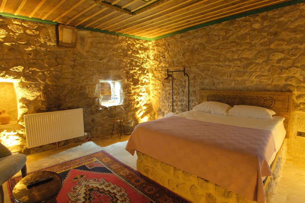 Deluxe Room - Photo 3