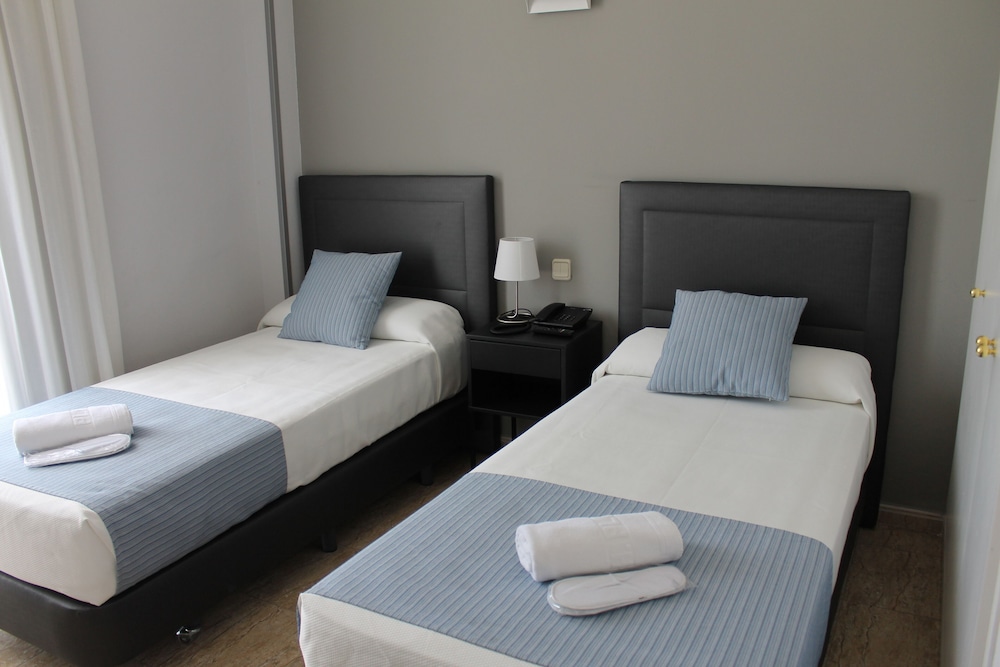 Double Room - Photo 1