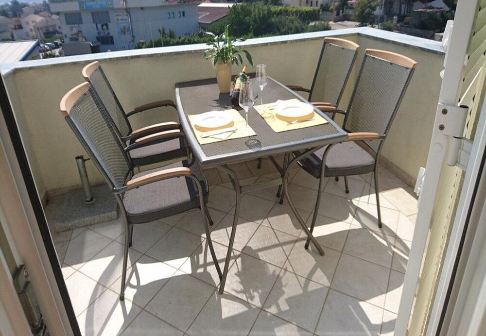 Apartment (Zdene - with parking - A1(2+2))
